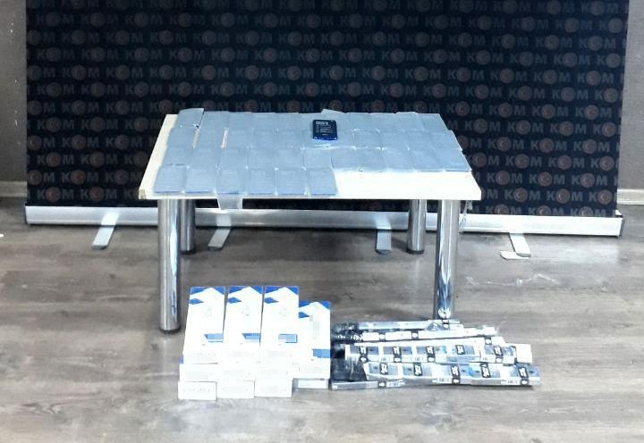 Şanlıurfa’da kaçak cep telefonları ile sigara ele geçirildi