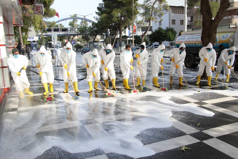 Haliliye’de hijyen ve dezenfeksiyon çalışmaları
