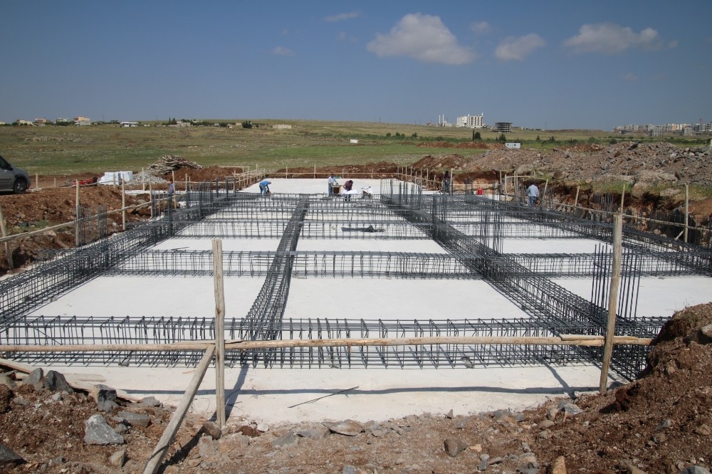 Büyükşehir tenis dünyasını inşa ediyor