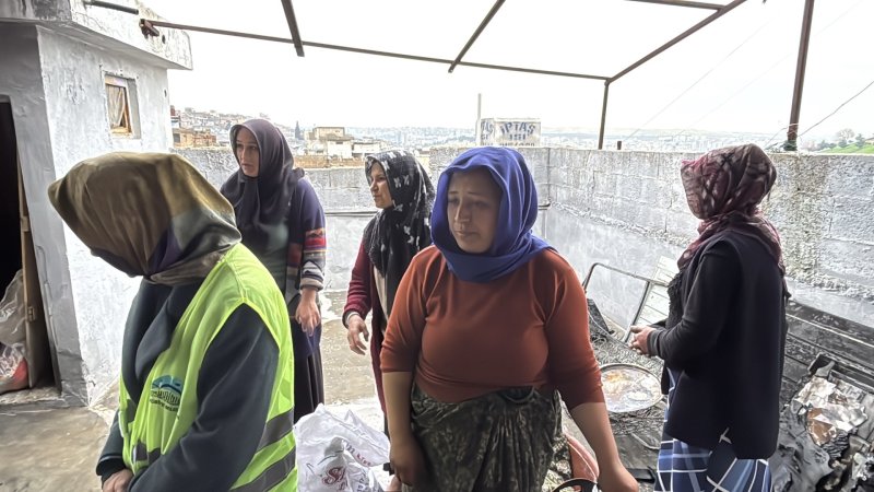 Evi Yanan Aileye Eyyübiye Belediyesi Sahip Çıktı