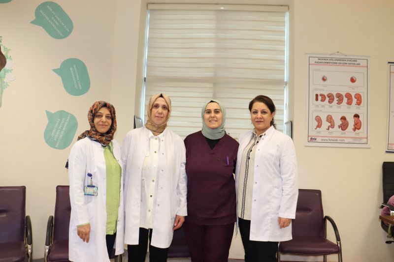 YÜZLERCE DOĞUMA EŞLİK ETTİ