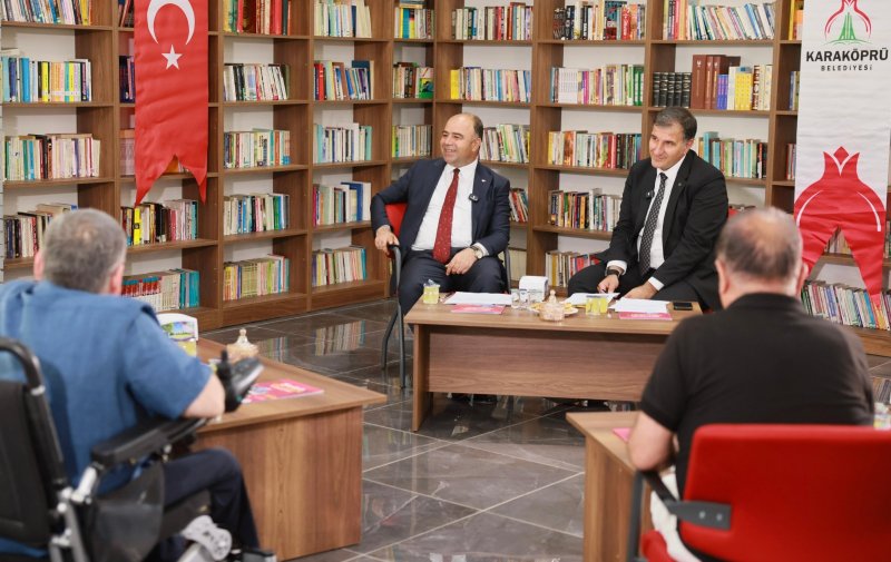 KARAKÖPRÜ’DE EMEKLİLERLE AÇIK OTURUM BULUŞMASI
