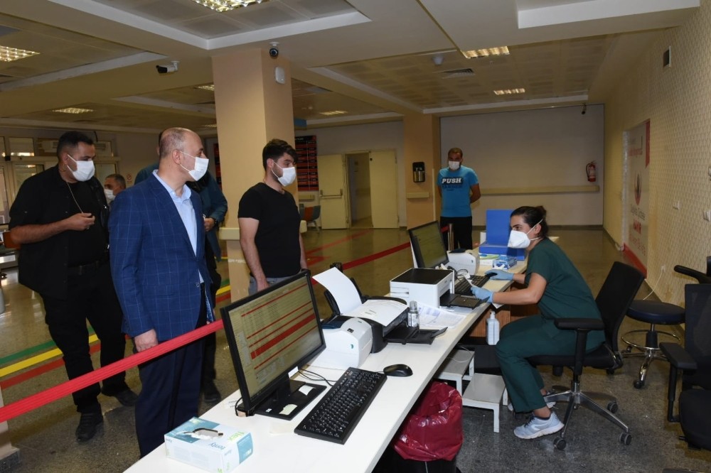 Sağlık çalışanlarına tatlı morali