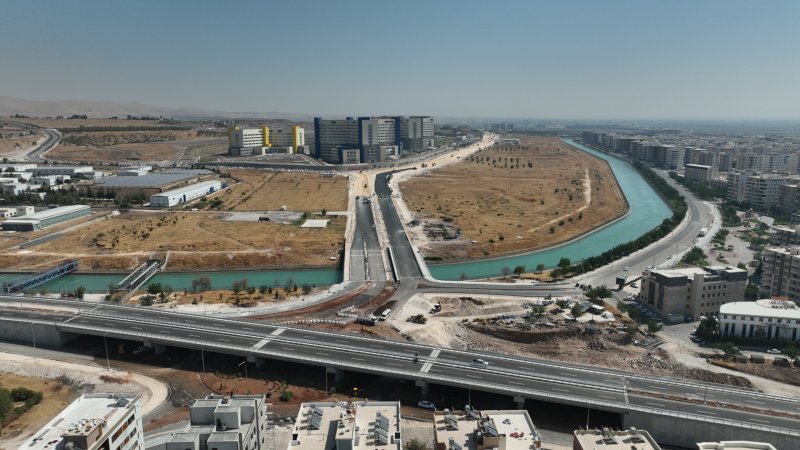 ŞEHİR HASTANESİ YOLUNDA ASFALT SERİMİ BAŞLADI