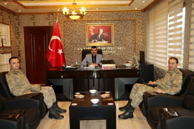 Komutandan Kaymakam Yosunkaya’ya hayırlı olsun ziyareti