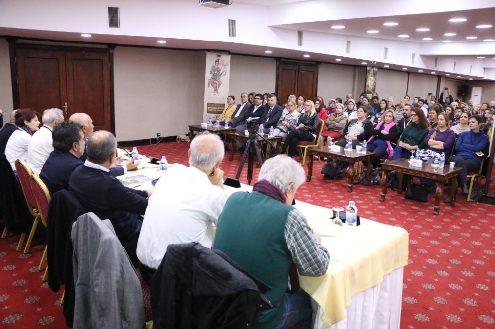 Mozaik paneline yoğun ilgi