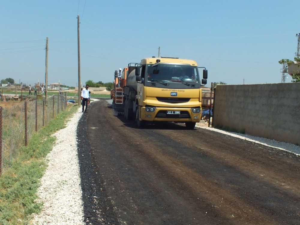 Akçakale kırsalında asfalt atağı