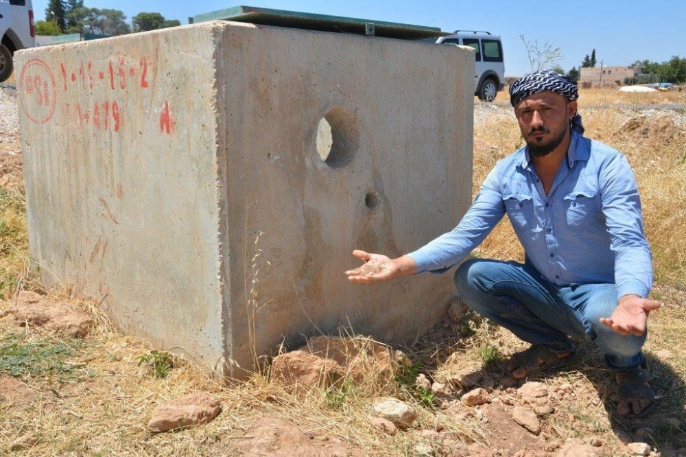 Akçakale’de susuz kalan ekili araziler zarar ediyor