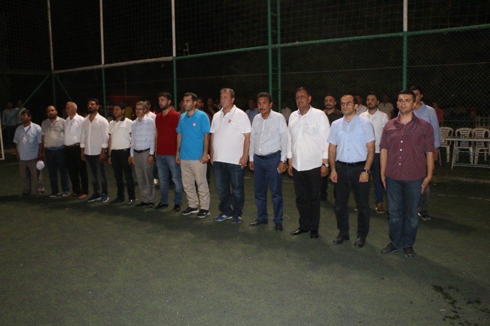 15 Temmuz turnuvasında kardeşlik kazandı