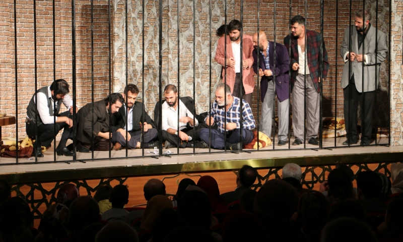 72.Koğuş Diyarbakır'da Sahnelendi