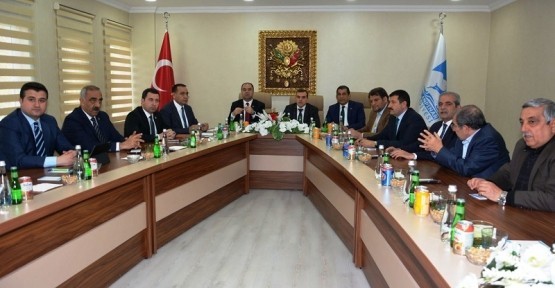 Şanlıurfa Ak Parti Belediye Başkanları Ceylanpınar’da bir araya geldiler