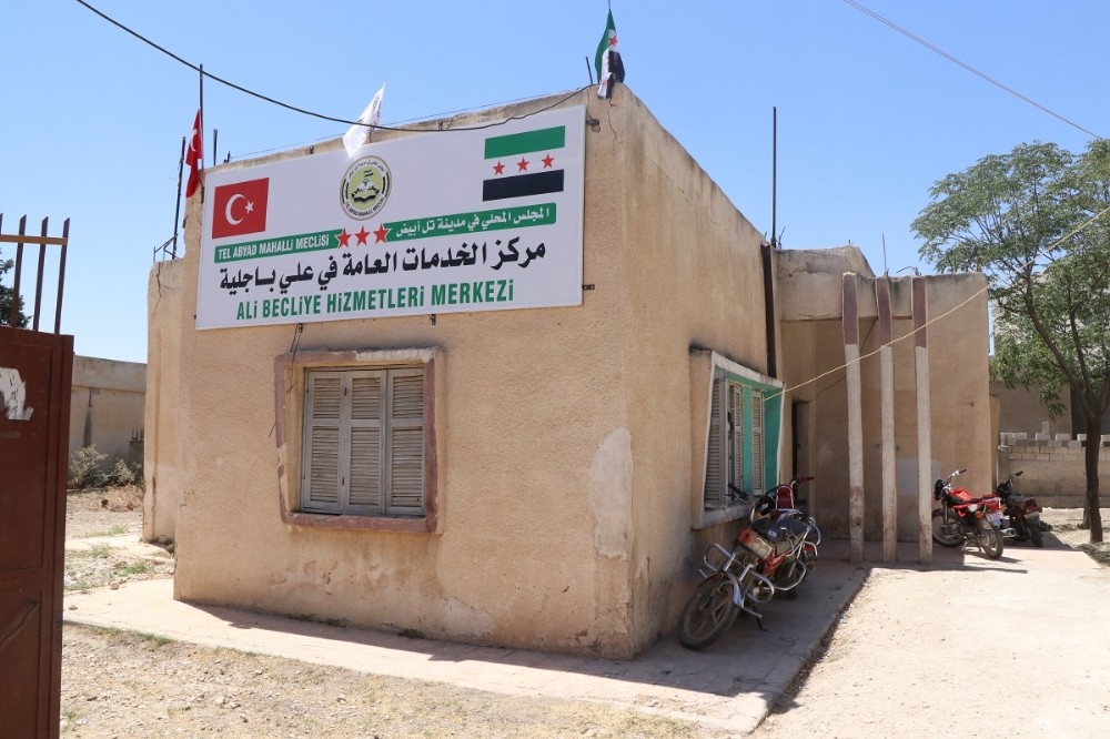 Tel Abyadlılar kamu hizmetleri ile tanışıyor