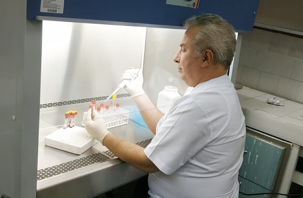 İneklerdeki üç gün hastalığına aşı geliştiriliyor