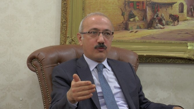 Bakan Elvan: ″Şanlıurfa 500 bin Suriyeliyi misafir ediyor″