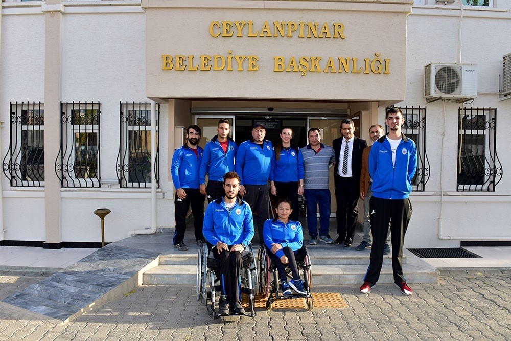 Azim Varsa Engel Yoktur