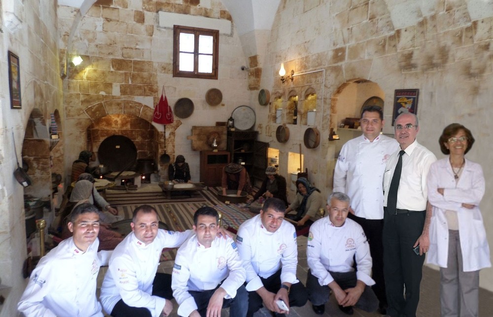 Harran Üniversitesi israfı önlemek için kampanya başlattı