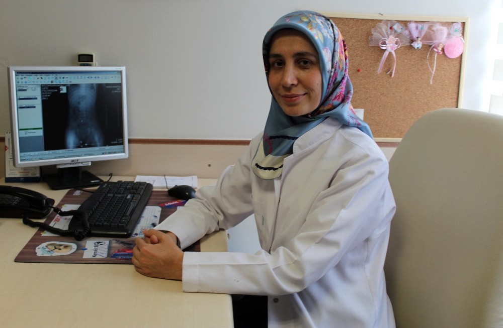 Annenin, anne sütünün bir mucize olduğuna inanması gerekiyor