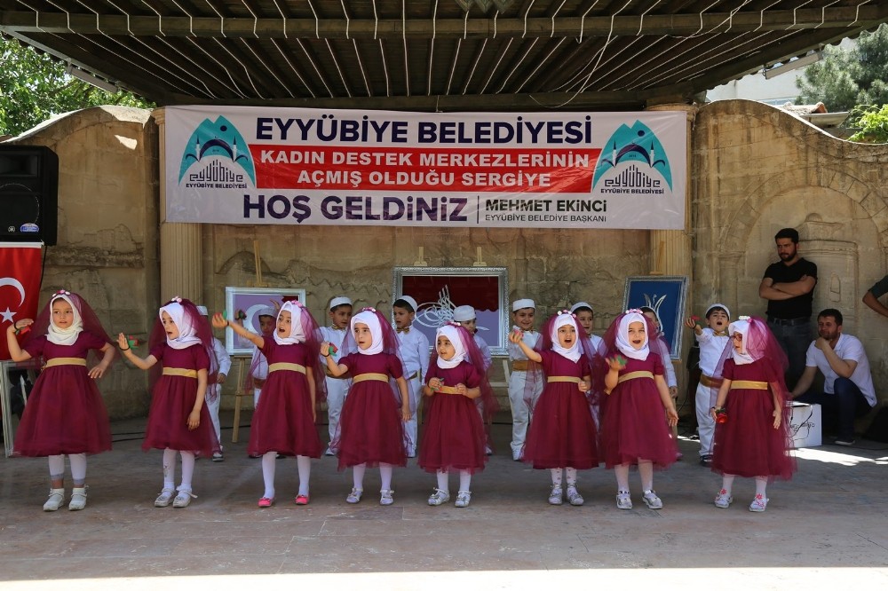 Eyyübiyeli kadınlar eserleri görücüye çıktı