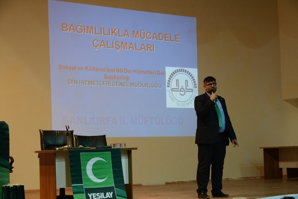 Siverek’te imamlara madde bağımlılığı semineri