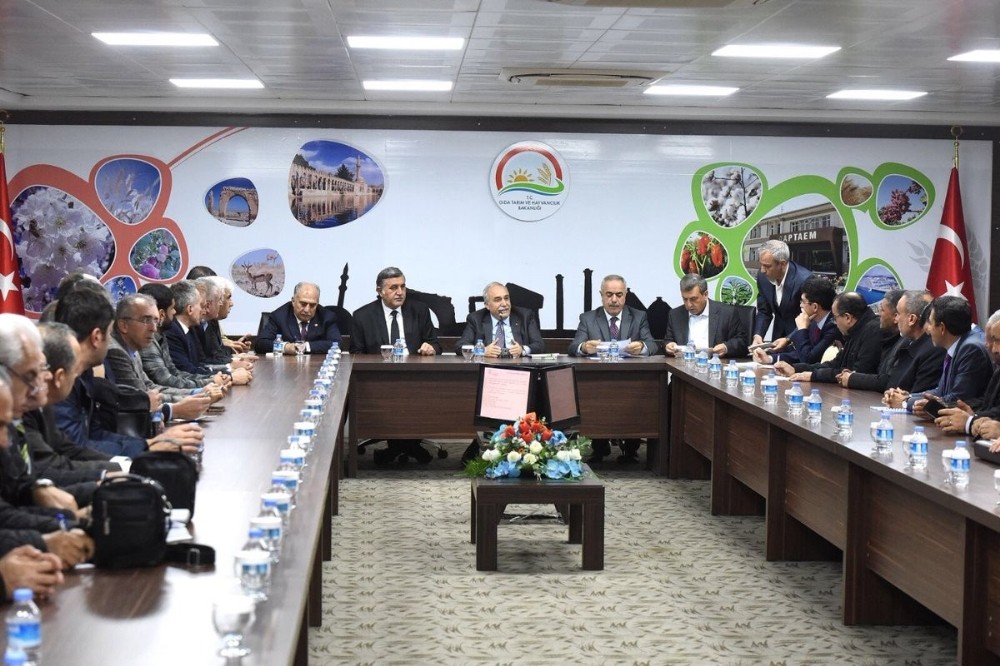 Çiftçilerin sorunları Şanlıurfa’da masaya yatırıldı
