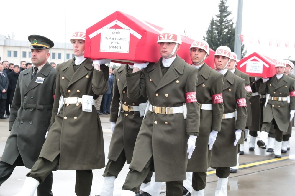 Barış Pınarı şehitleri memleketlerine uğurlandı