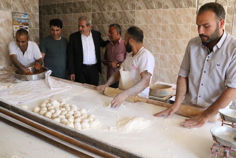 Demirkol, Çamlıdere’de vatandaşlarla bir araya geldi