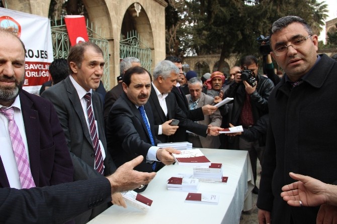 Şanlıurfa’da 2 bin 500 kitap dağıtıldı