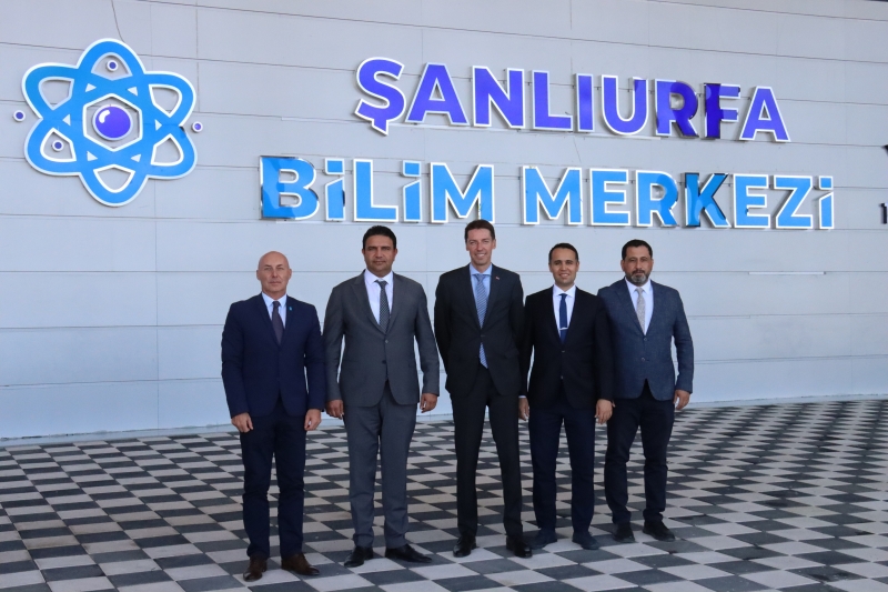 AB DELEGASYONU BAŞKAN VEKİLİ VİLCİNSKAS, ŞANLIURFA BİLİM MERKEZİ’NE HAYRAN KALDI
