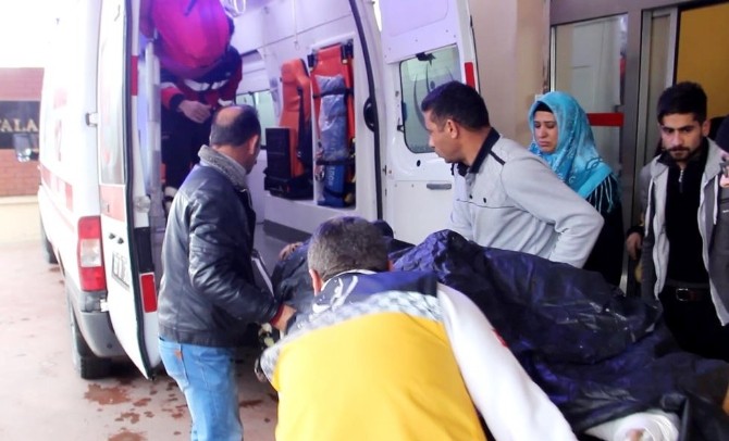 Kolu kopan temizlik işçisi yolda öldü