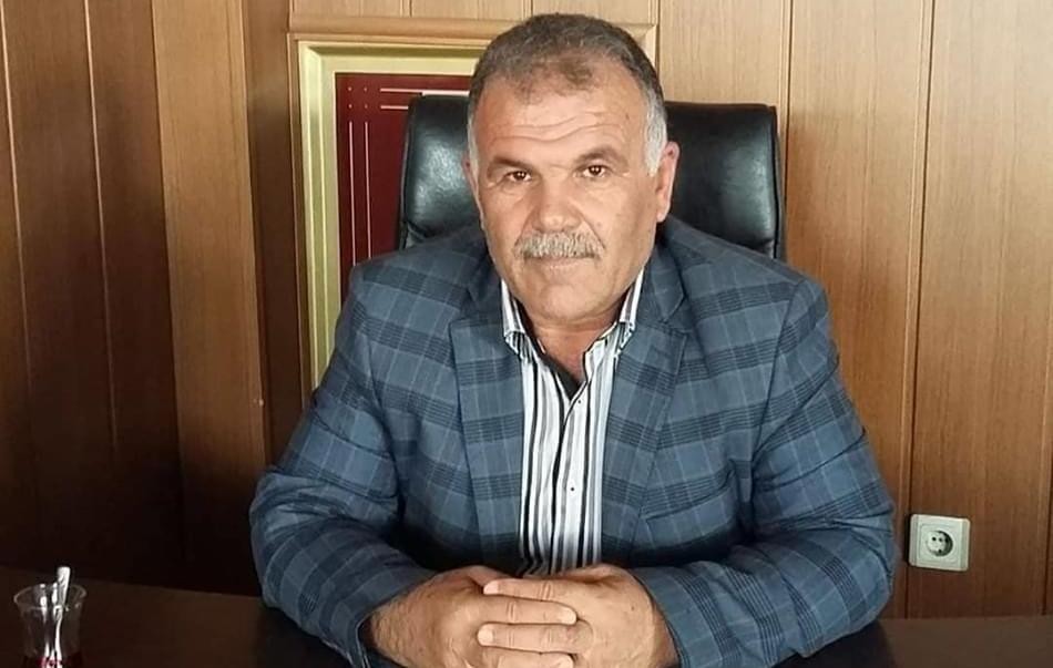 Eski başkan koronadan hayatını kaybetti