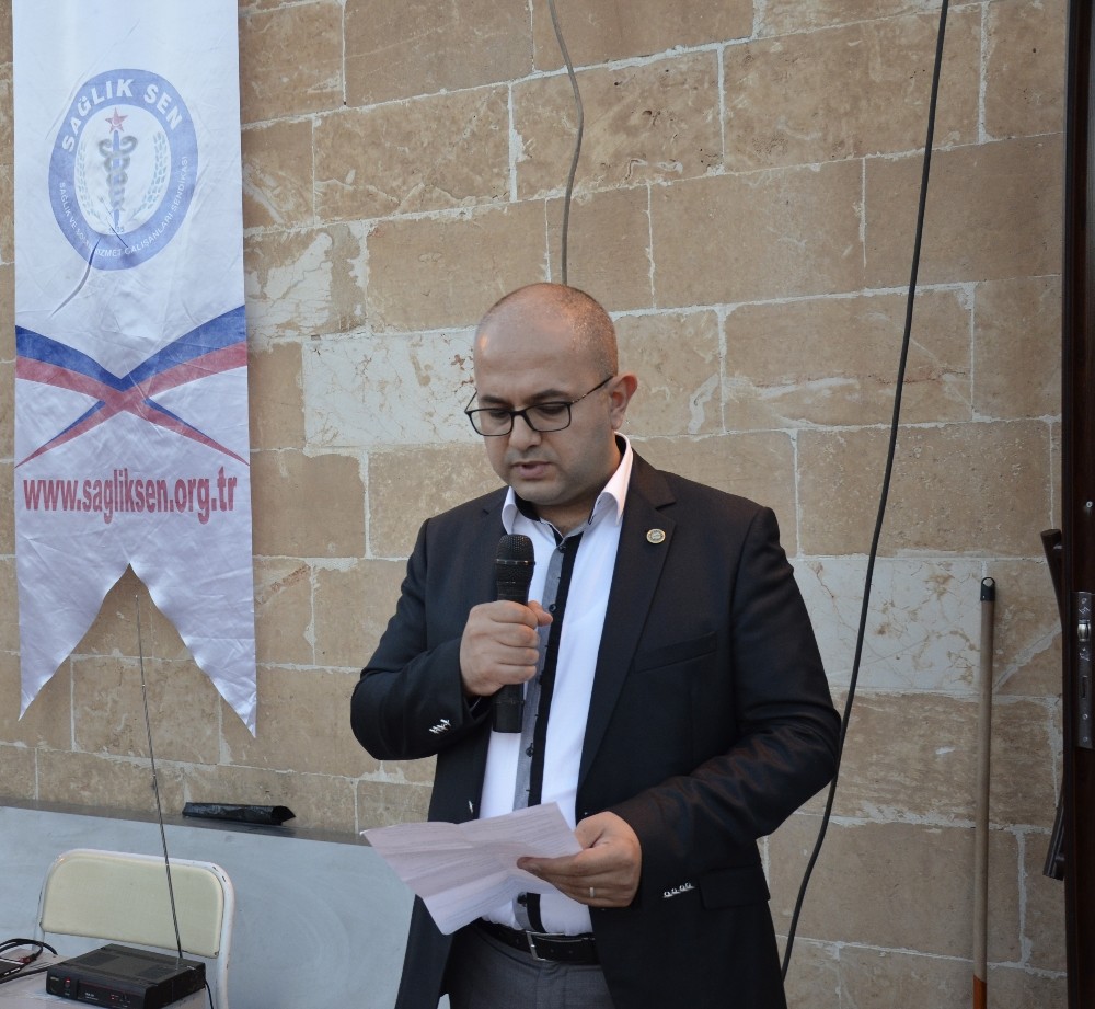 Siverek Sağlık-Sen, Üyeleriyle Yemekte Buluştu