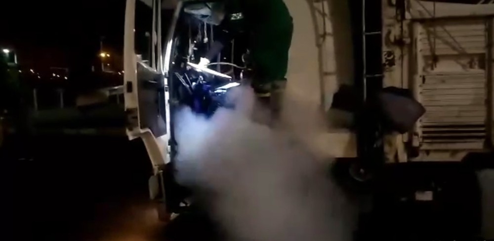 Hız göstergesine bakan sürücü hayatının şokunu yaşadı