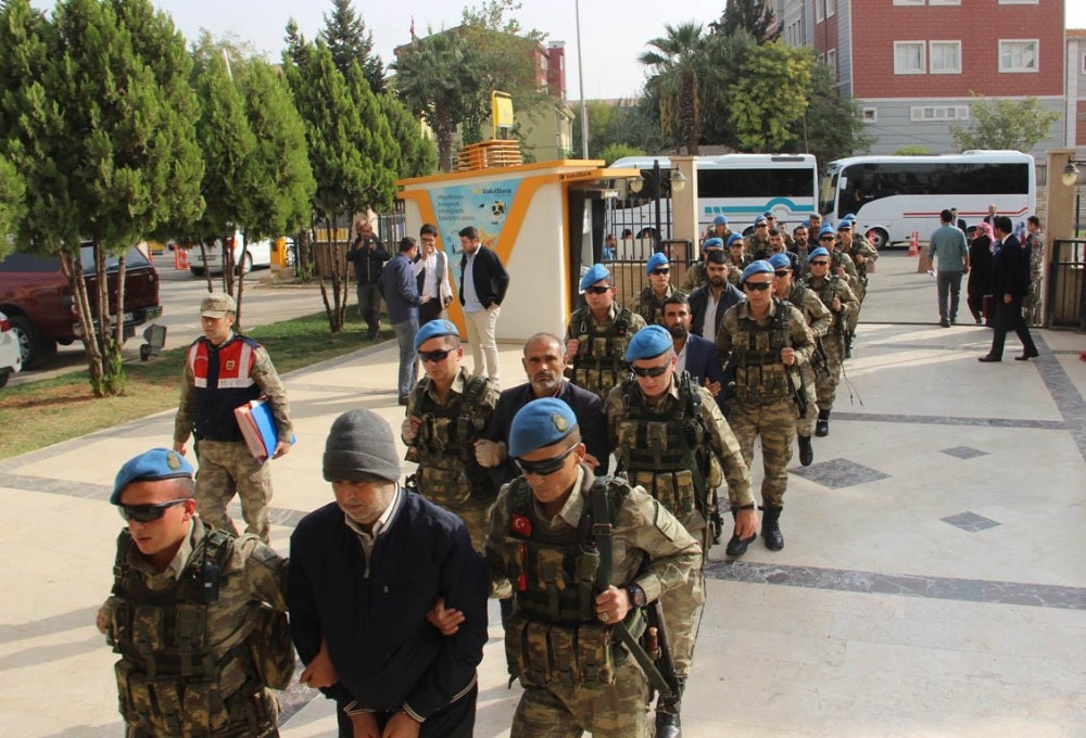 Sosyal medyada terör propagandası yapan 12 kişi adliyeye sevk edildi