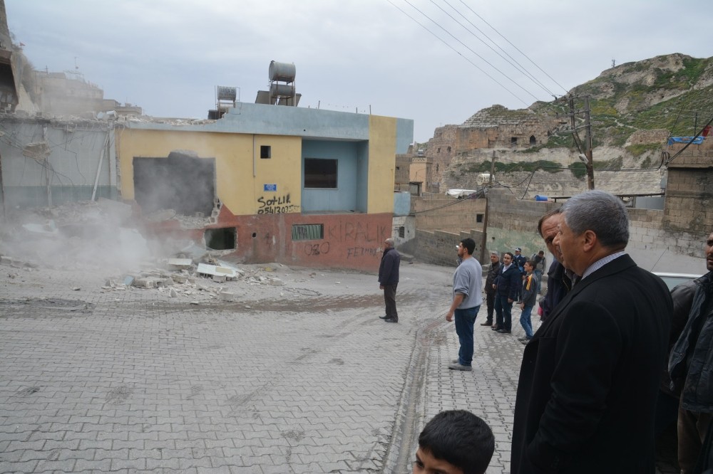 Kangrene dönüşen trafik sorununa neşter