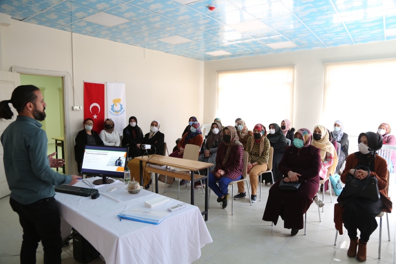 AİLELERE UYUŞTURUCU İLE MÜCADELE EĞİTİMİ