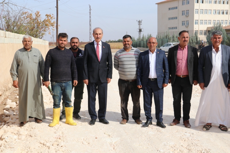 AKÇAKALE BELEDİYESİ PEKMEZLİ MAHALLESİ’NİN ÇEHRESİNİ DEĞİŞTİRİYOR