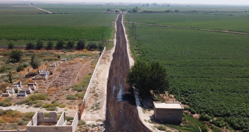 AKÇAKALE KIRSALINDA SATHİ ASFALT ATAĞI