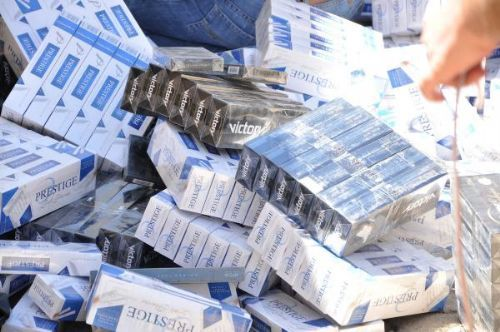 Akçakale’de 5 bin 500 paket kaçak sigara ele geçirildi