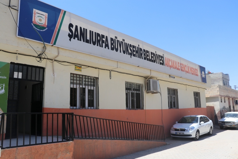 AKÇAKALELİ GENÇLER GELECEĞE UMUTLA BAKIYOR