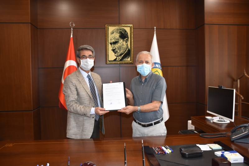 Akıllı tarım sistemleri kullanılmasıyla ilgili proje yapıldı.