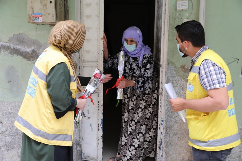 Annelere, Anneler Günü sürprizi