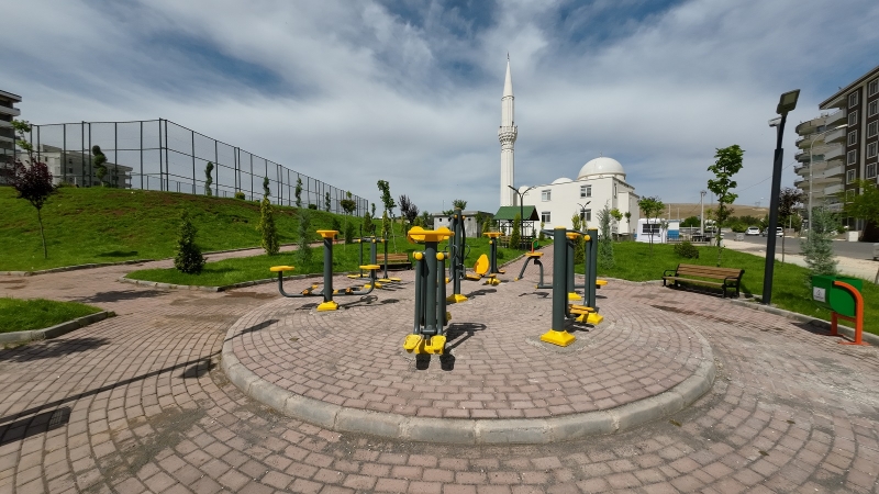 ATAKENT’E 9 BİN METREKARELİK PARK KAZANDIRILDI