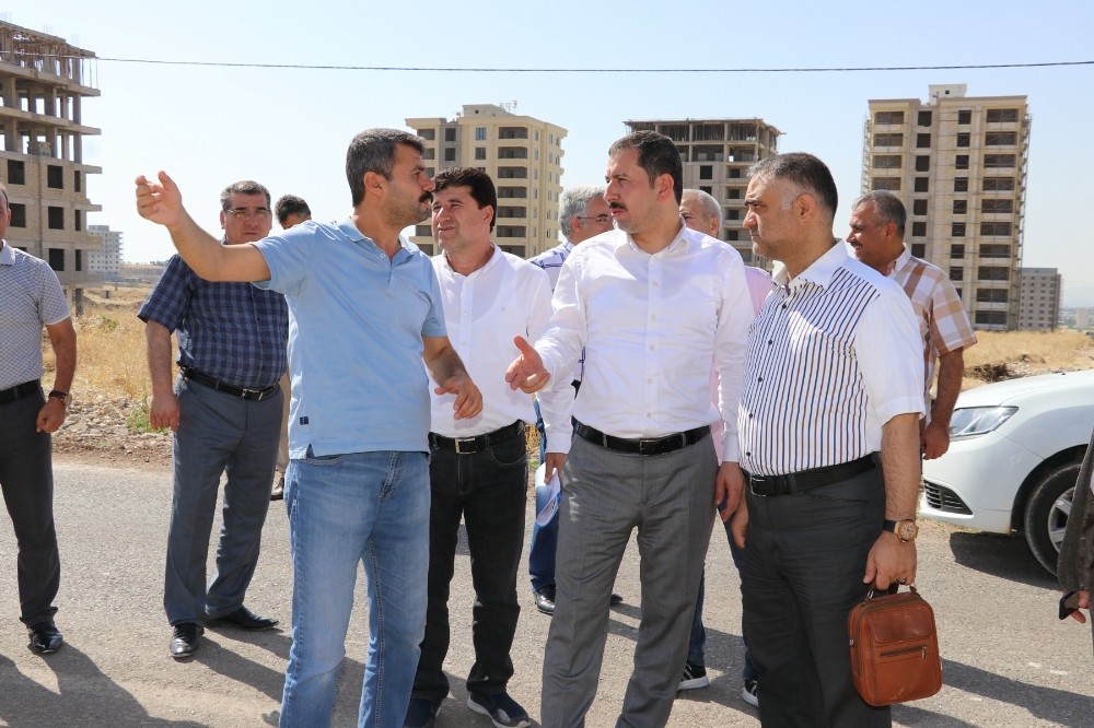 Baydilli ilçedeki yolları inceledi