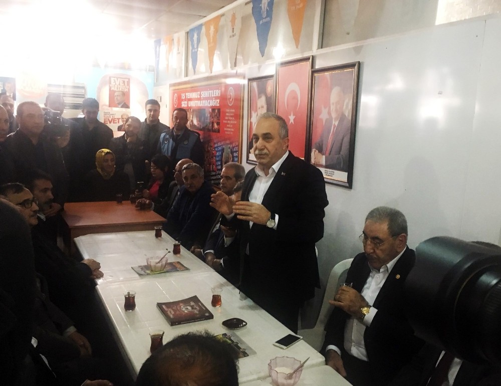 Bakan Fakıbaba:  “Tayyip Bey’in kaybetmesi demek Türkiye’nin kaybetmesi demektir”