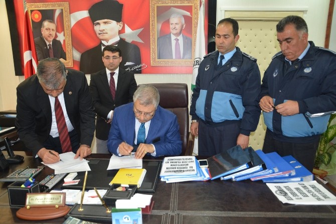 Birecik Belediyesinde toplu sözleşme sevinci