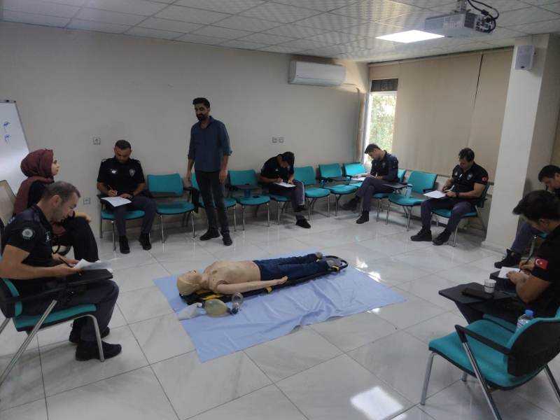 BALIK ADAMLARA İLK YARDIM EĞİTİMİ VERİLDİ