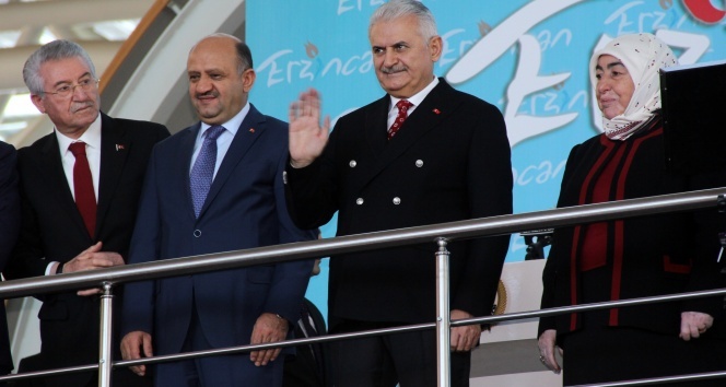 Başbakan Yıldırım: Hedefimiz enflasyonda tek hane
