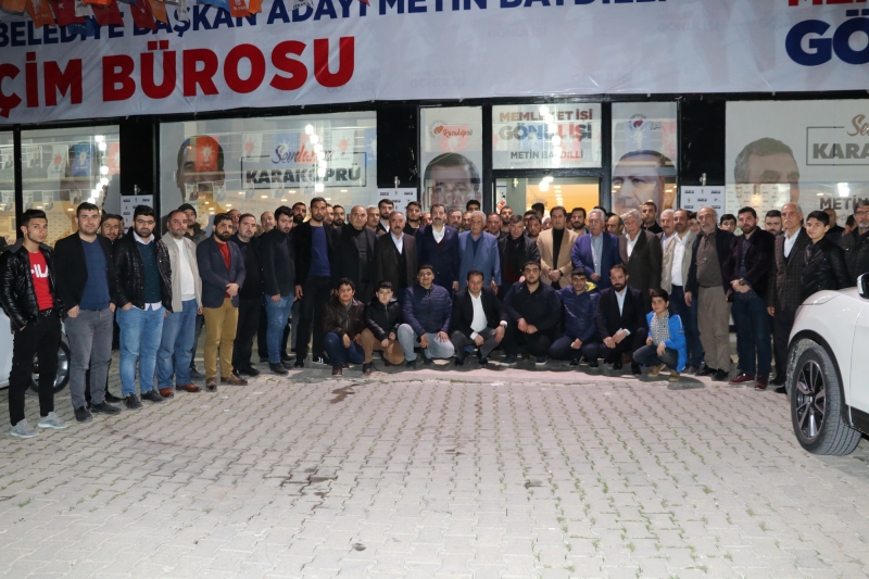 Başkan Adayı Baydilli'nin Seçim Bürosu Dolup Taşıyor