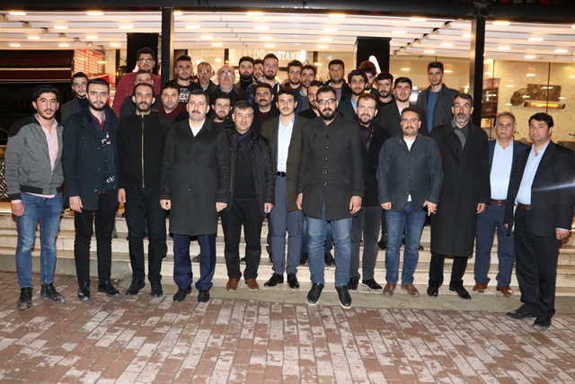 Başkan Adayı Baydilli Üniversite Öğrencileriyle Buluştu