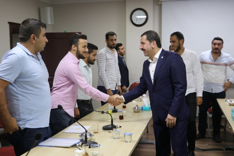 Başkan Baydilli Ak Gençlikle Buluştu